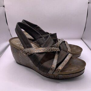 Donald J Pliner Becky Wedge Sandal Brown Pebble Print Slingback 9.5M E11